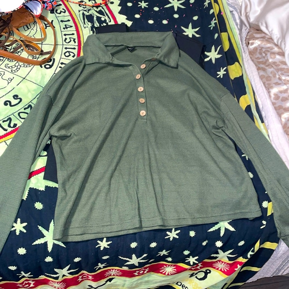 Moss green long sleeve sweater top